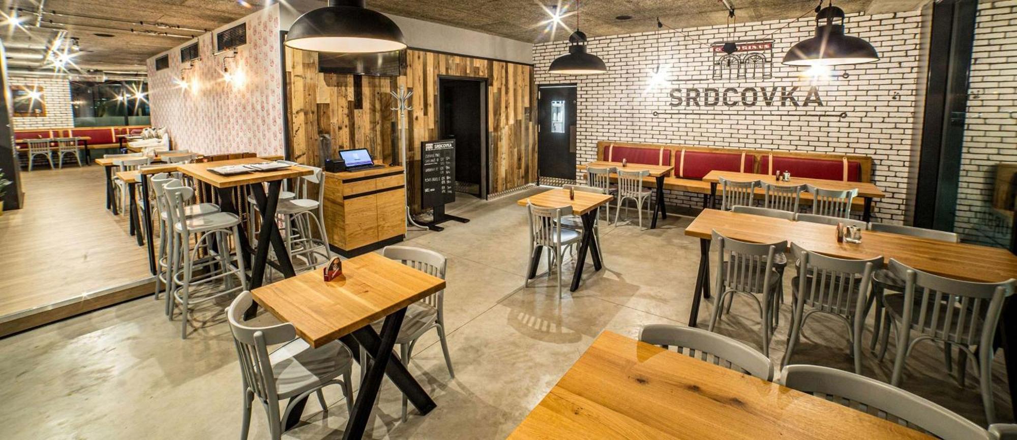 Top Urban Apartment - Free Parking, Green Energy, Modern Style Bratislava Ngoại thất bức ảnh